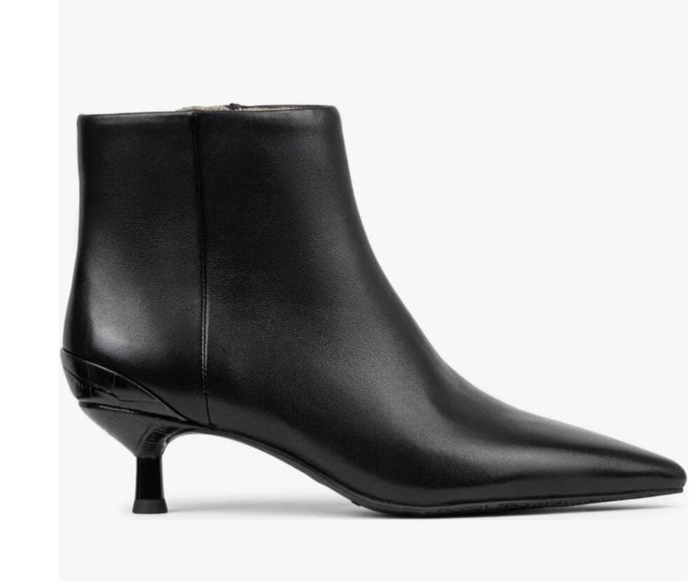 NIB Donald Pliner Dahza Leather Bootie Black 10M